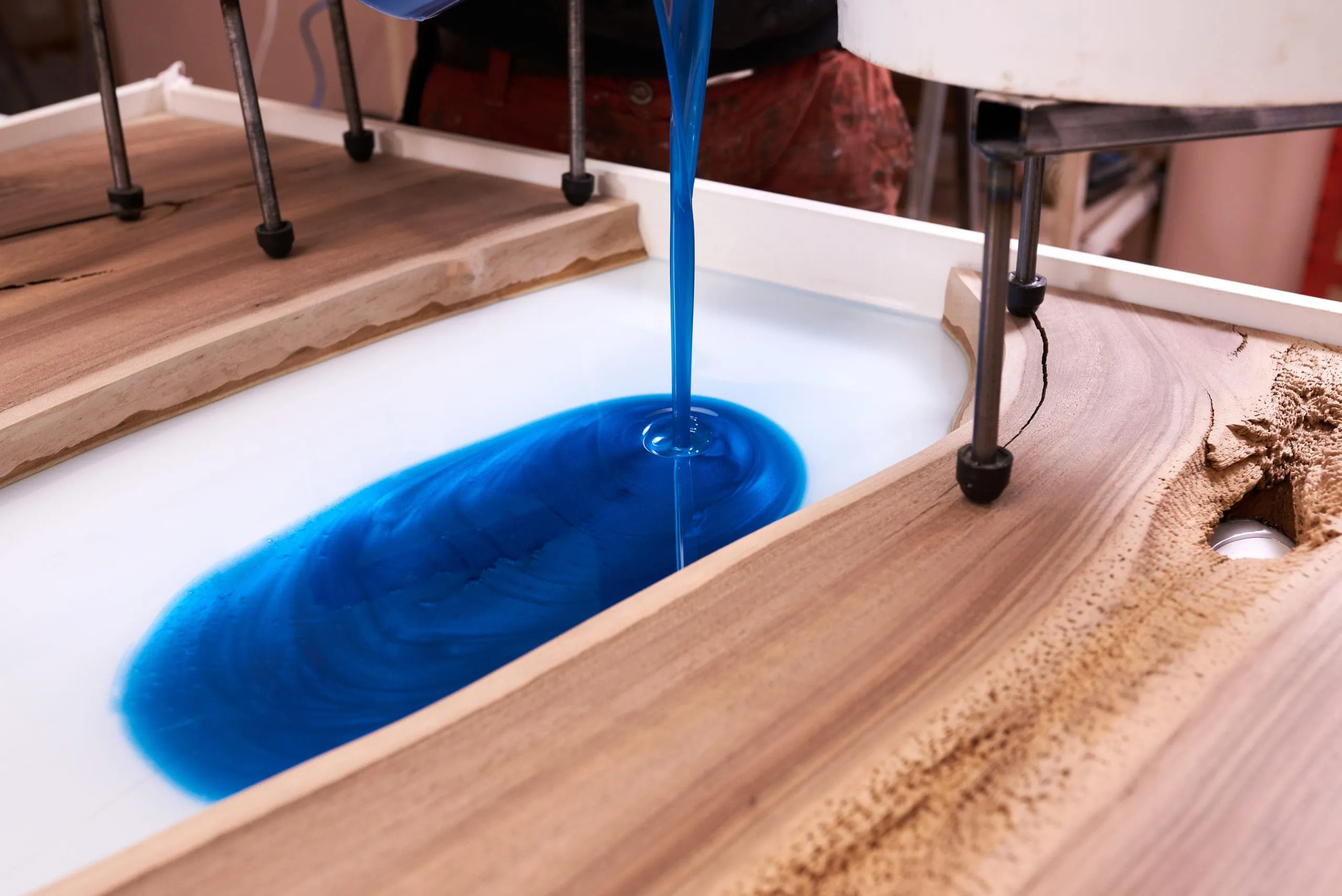/img/49444-resin-detail.webp