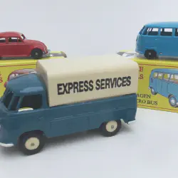 /img/49445-budgie-toys-marketplaces.webp