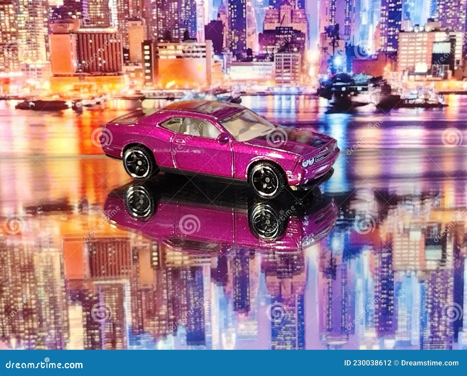 /img/49448-diecast-car-cleaning.webp