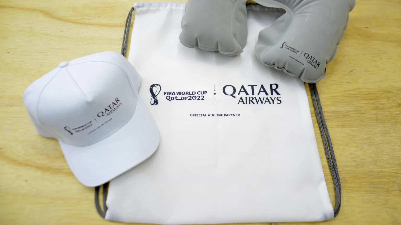 49456 qatar airways a350 1000