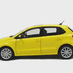 /img/49476-vw-polo-2018-diecast-cleaning.webp