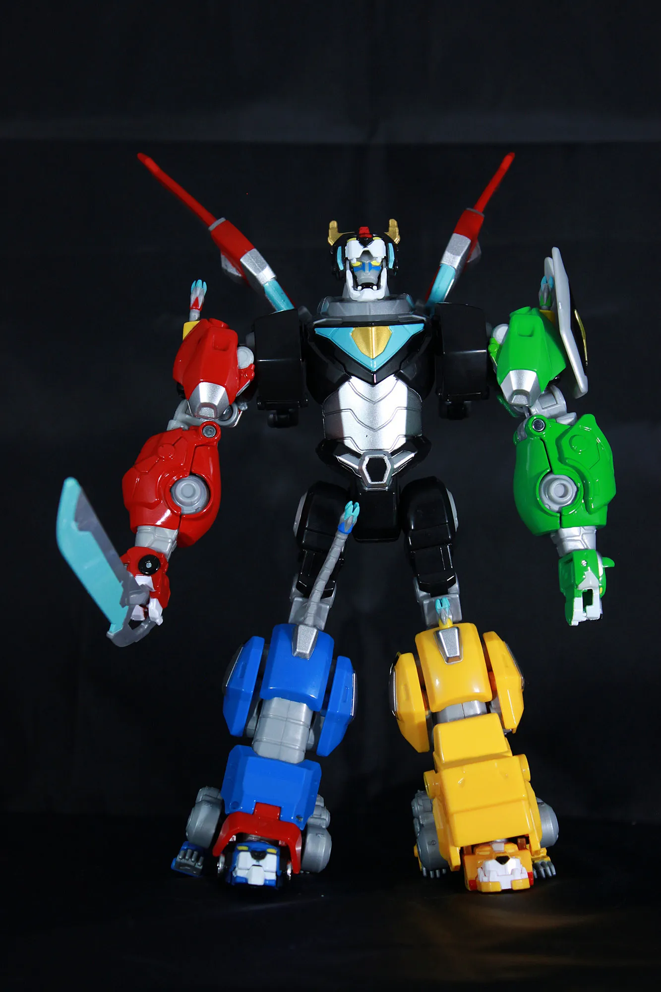 49483 voltron diecast 2017 main