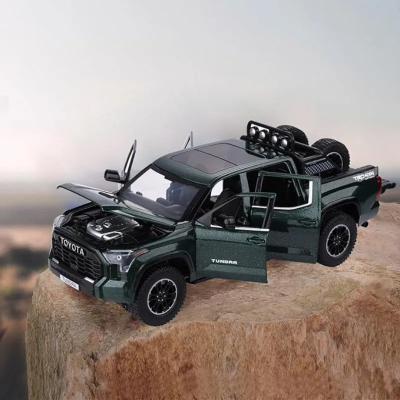49494 diecast toyota fortuner display