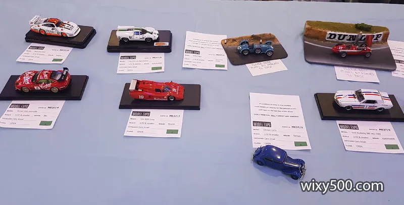 49503 diecast model displays