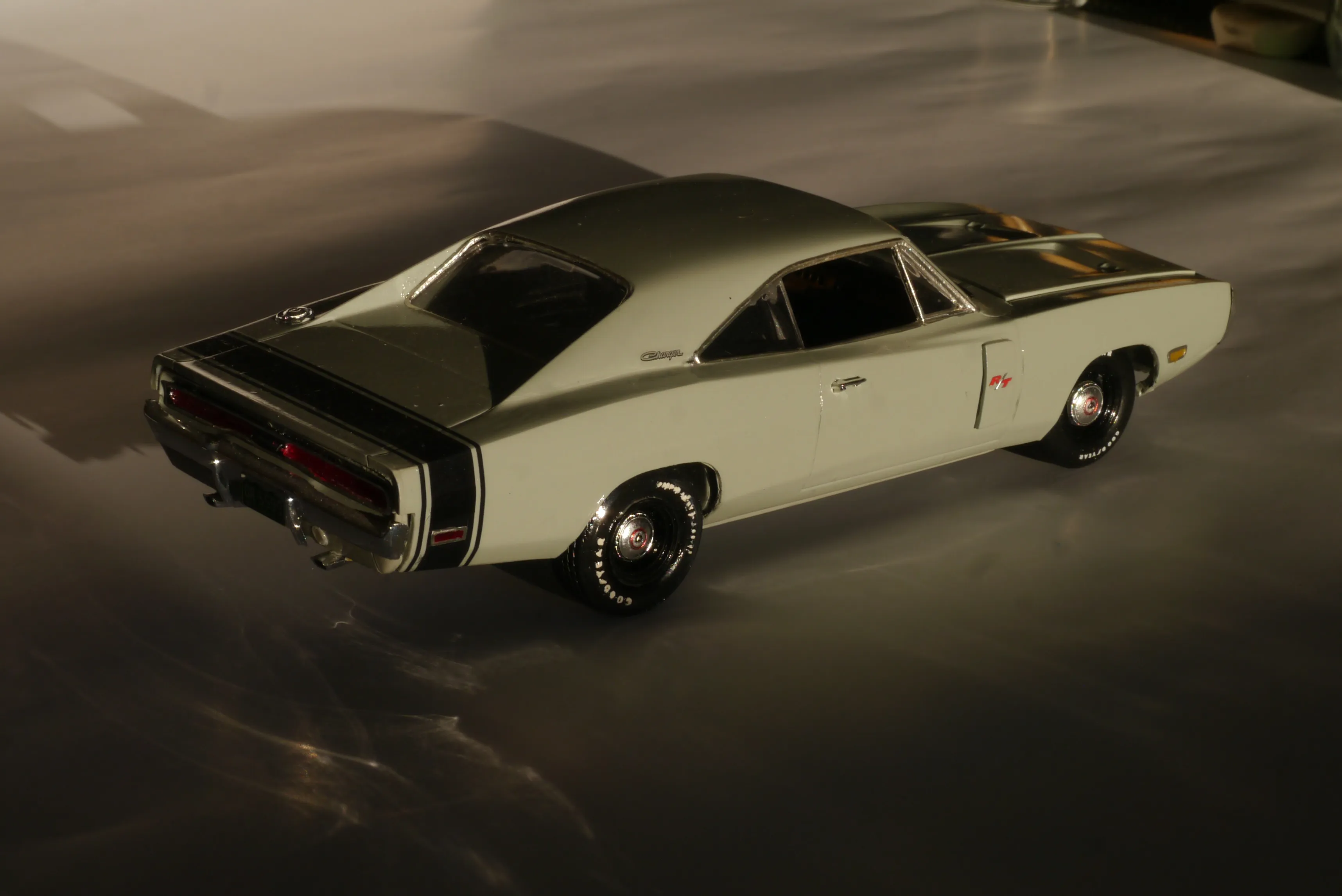 49516 1970 dodge charger diecast display