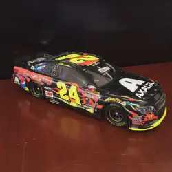 /img/49517-nascar-diecast-collecting.webp