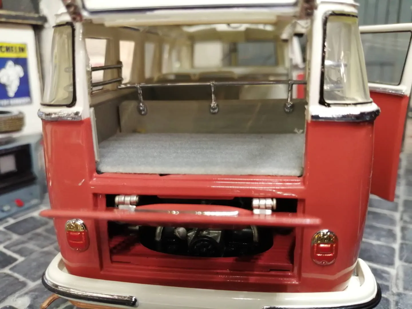 49525 vw microbus diecast collection