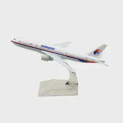 /img/49529-diecast-aircraft-reviews.webp