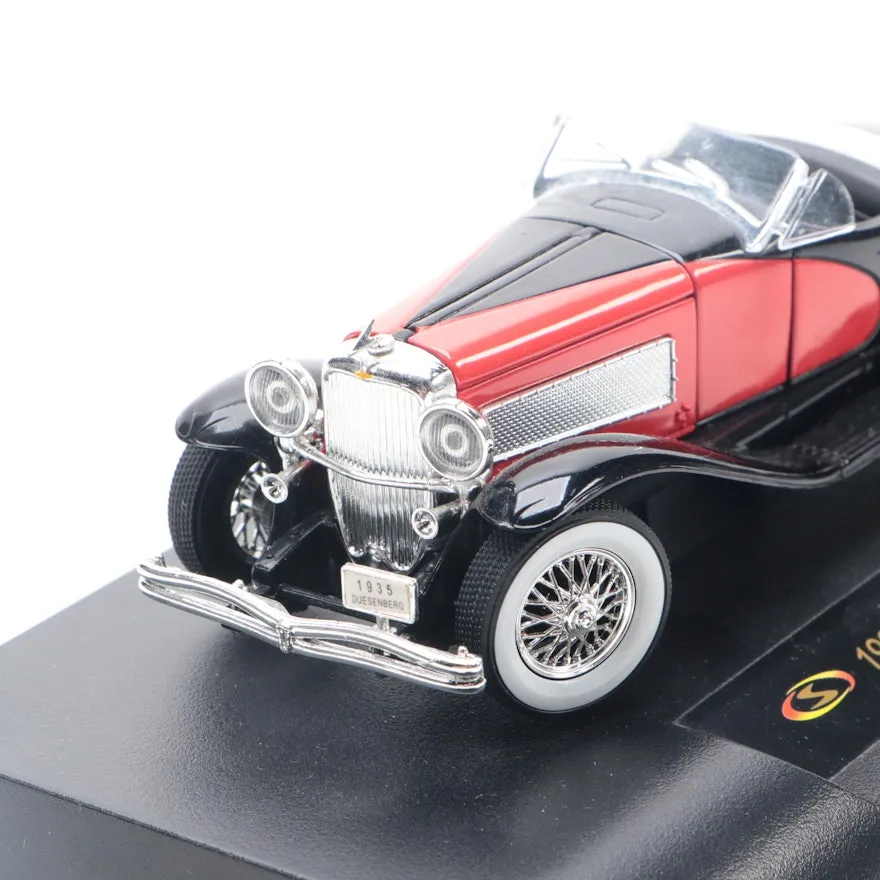 49542 signature models diecast car 4