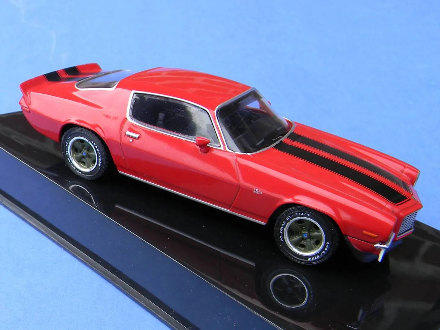 49546 diecast 72 camaro storage