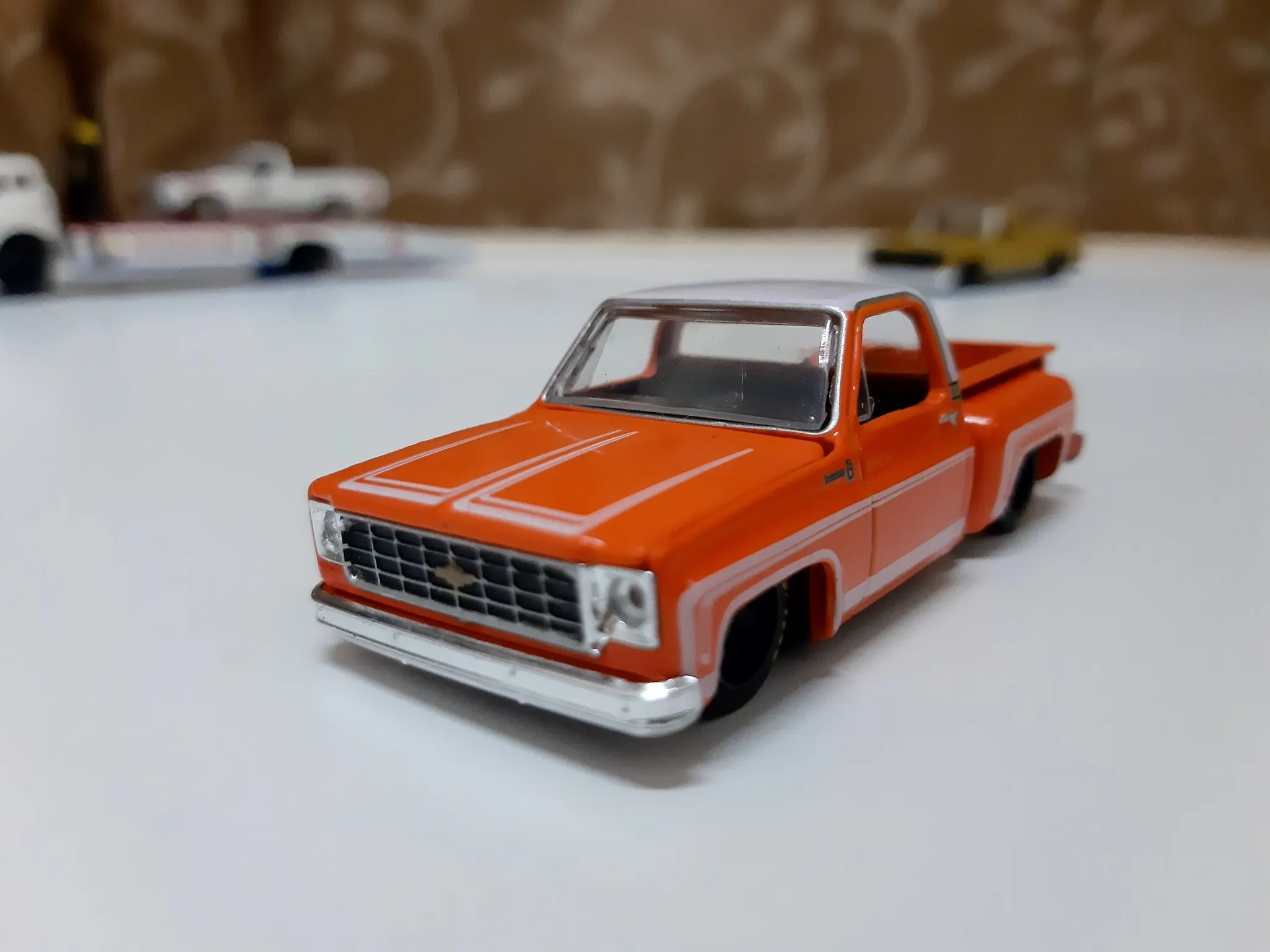 /img/49565-collectors-military-diecast.webp