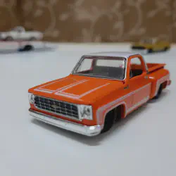 /img/49565-collectors-military-diecast.webp