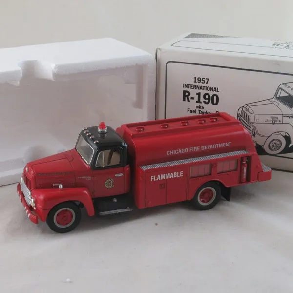 49573 first gear mack cf pumper