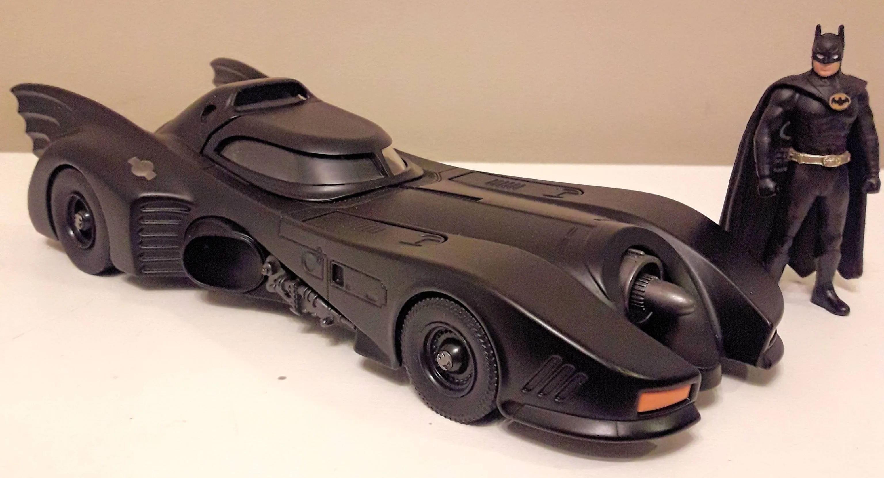 49580 batmobile materials