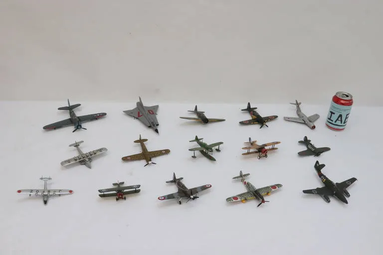 49586 toys r us diecast airplane collection