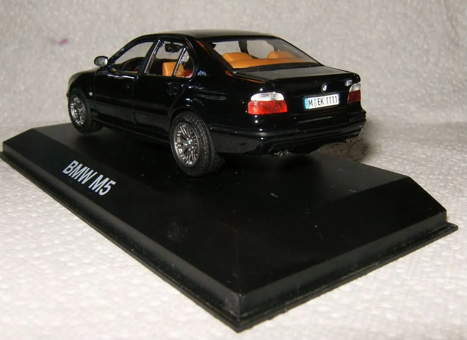 49587 bmw e39 m5 diecast model 4