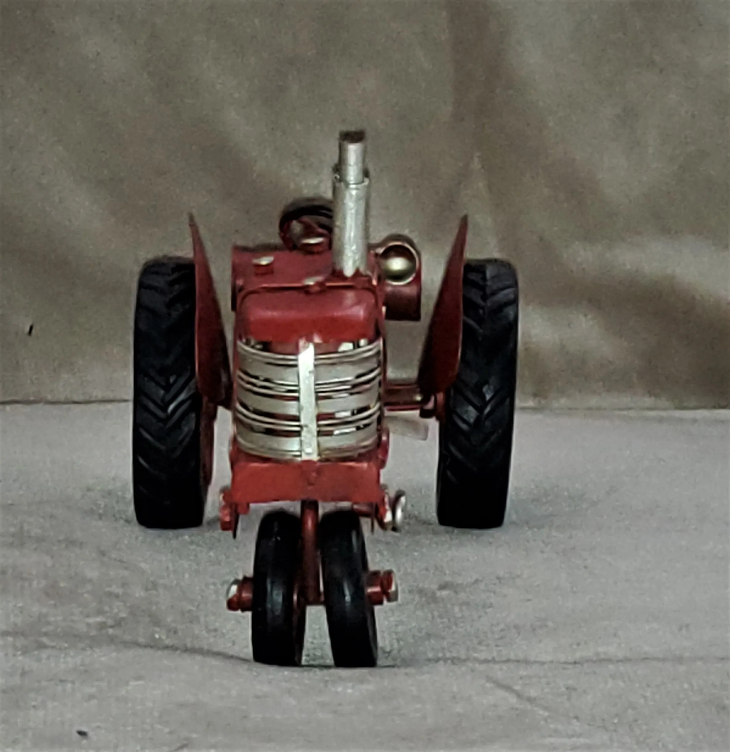 49594 early diecast tractors