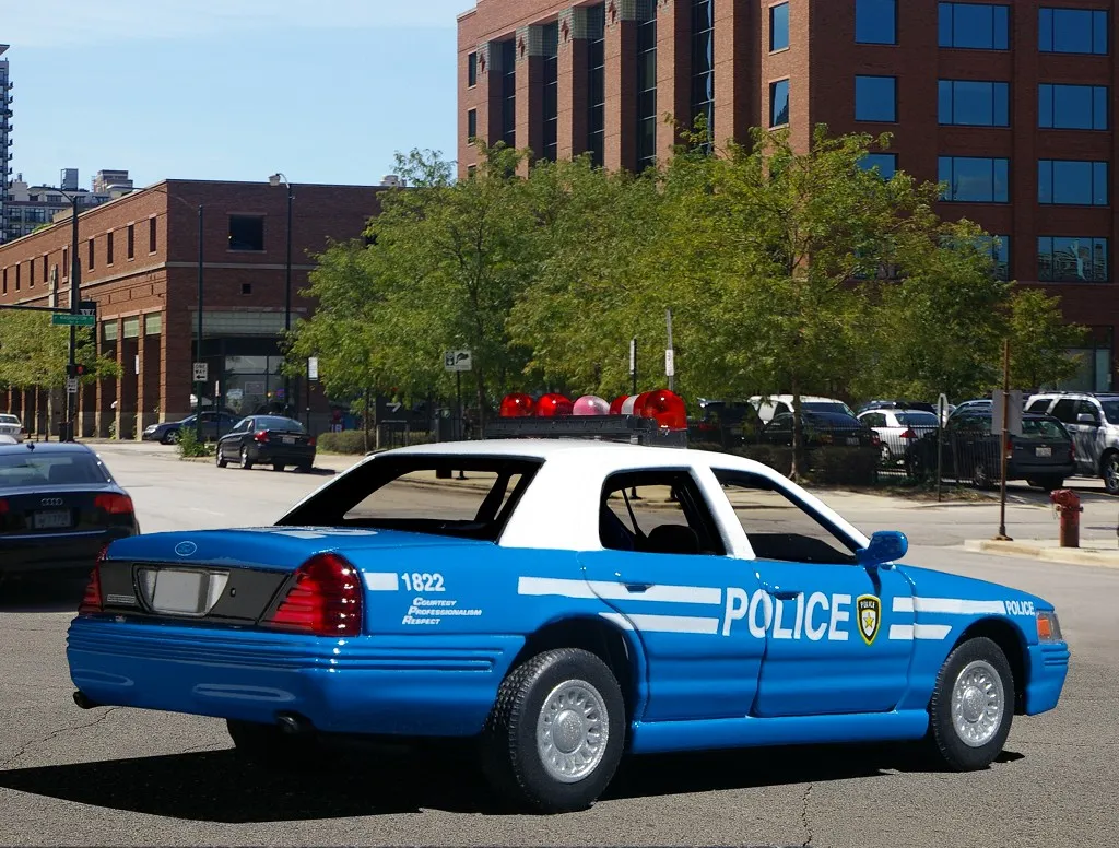 49597 diecast crown victoria scales