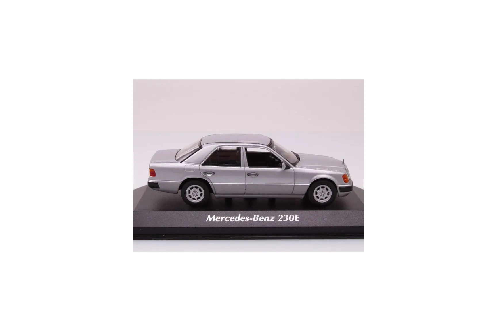 /img/49614-diecast-value.webp