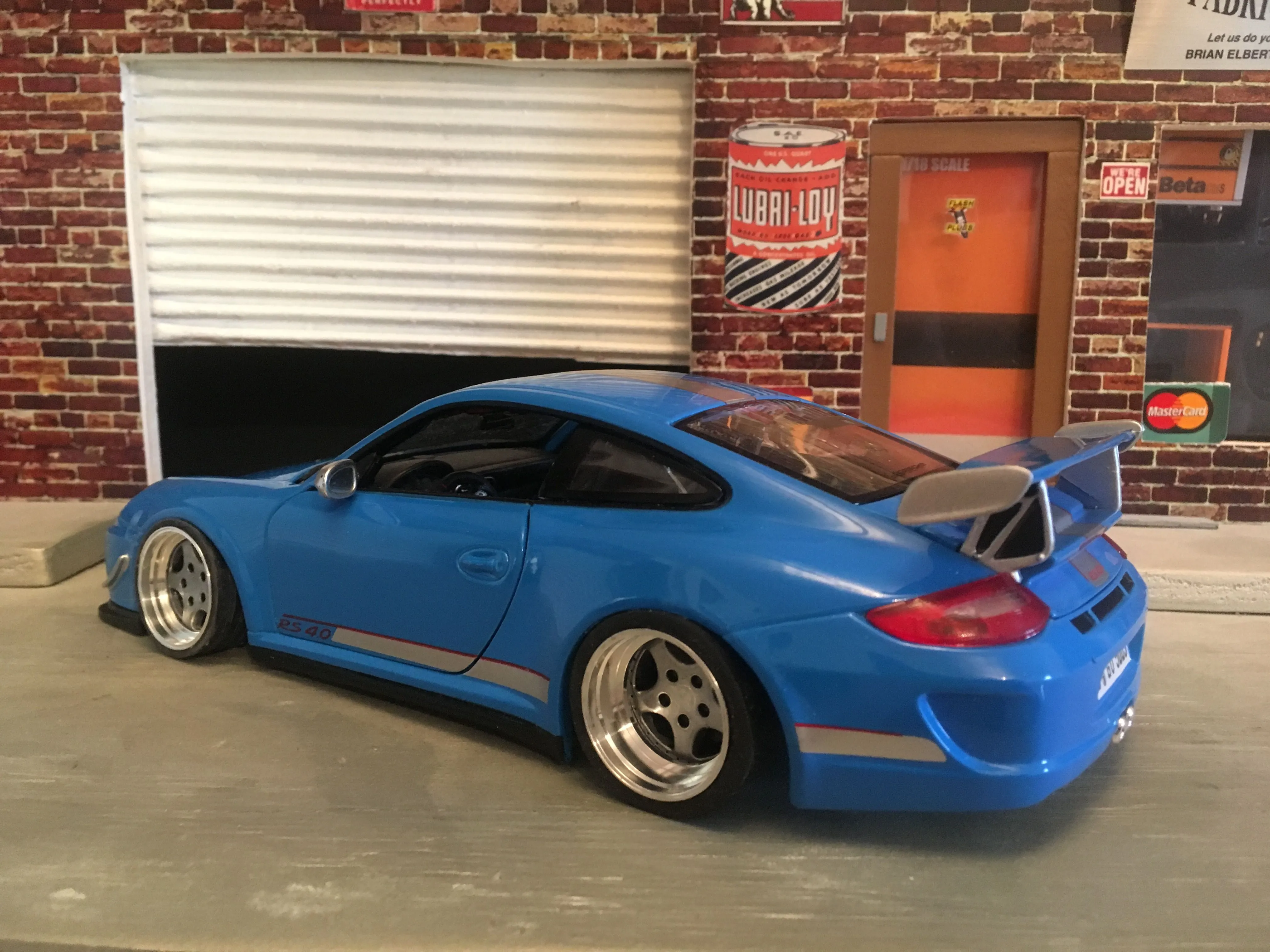 49620 hot wheels themed garage
