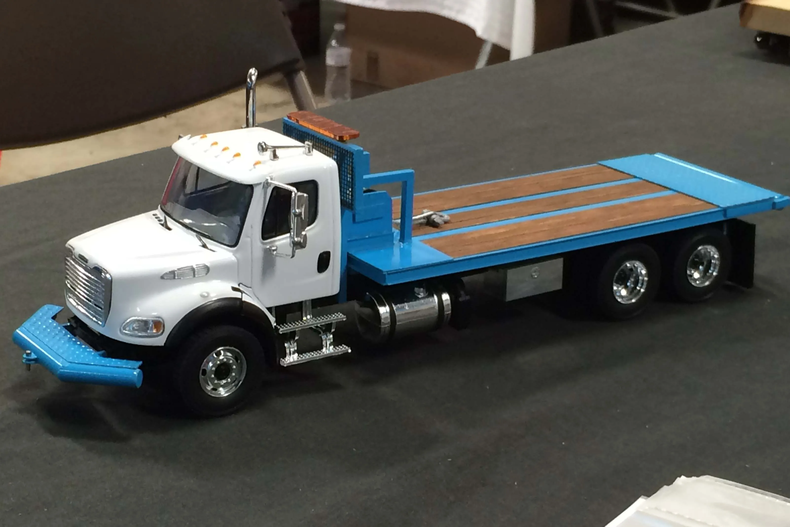 49625 dhs diecast models display