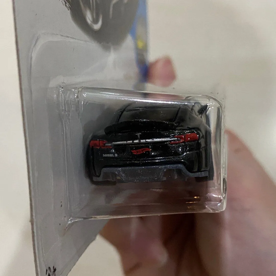 49629 tesla hot wheels factory