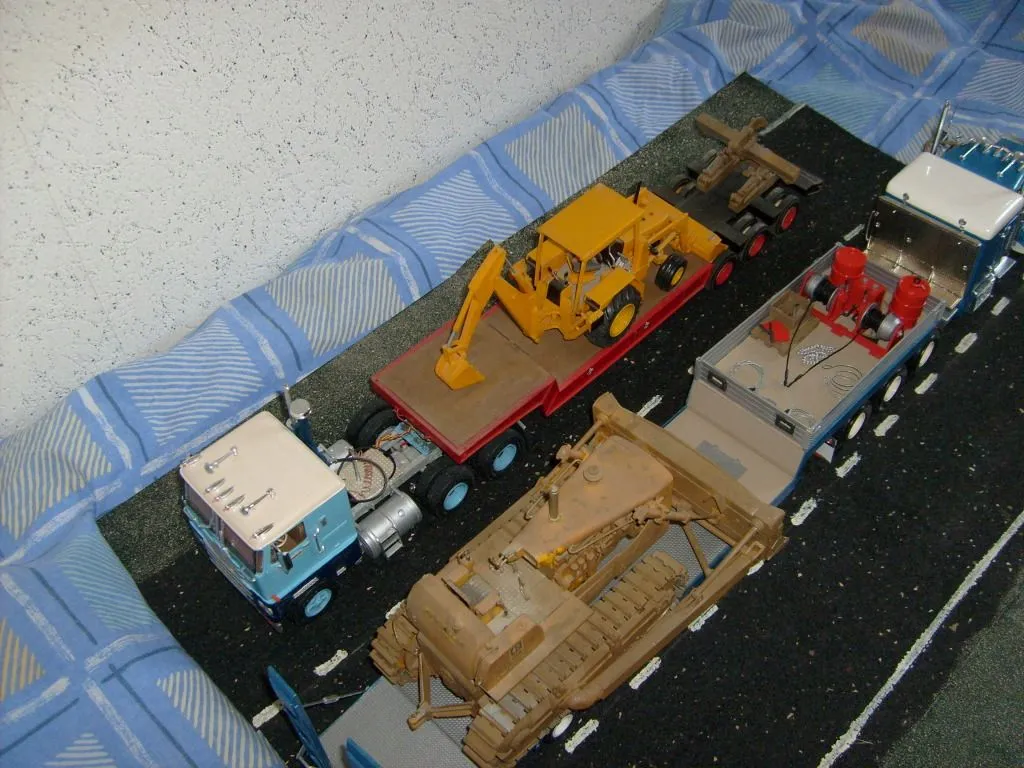 49637 working features diecast