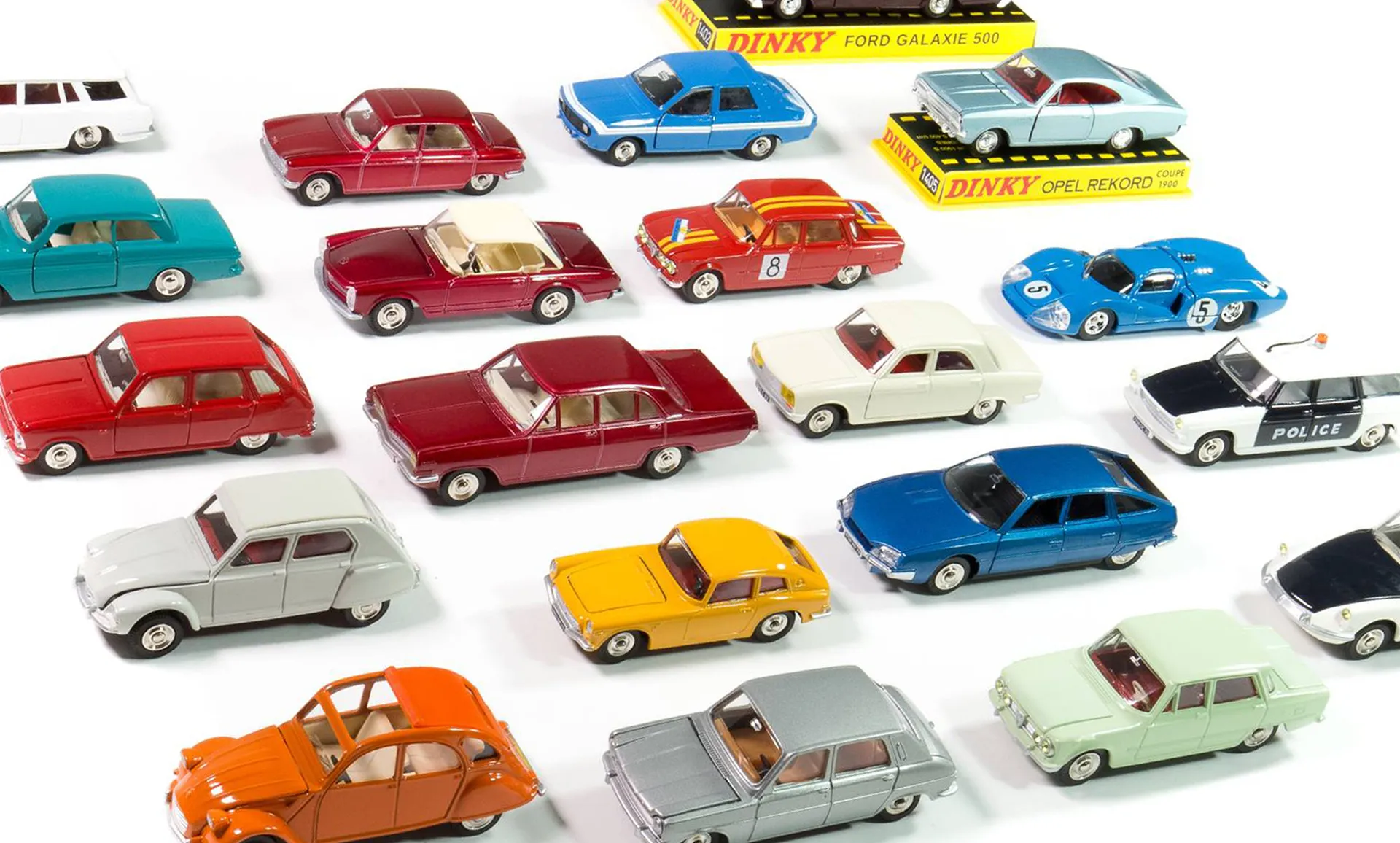 49647 diecast models materials