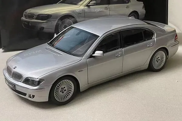 49650 bmw 760li diecast model detail