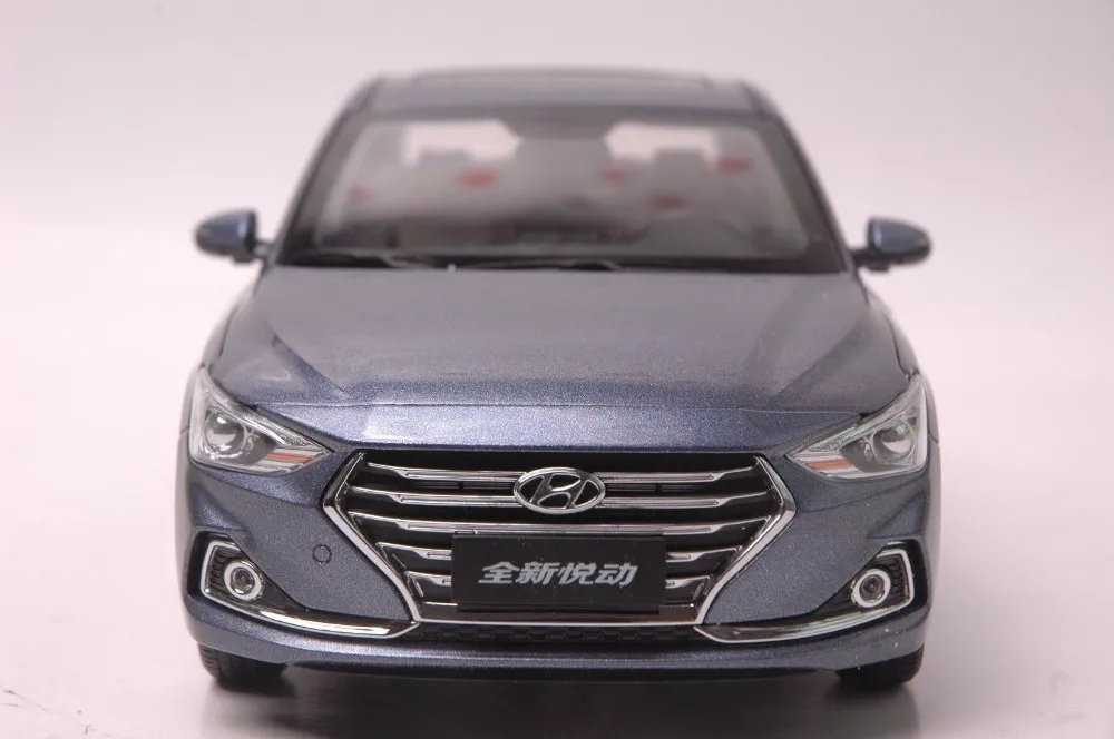49651 verna diecast size