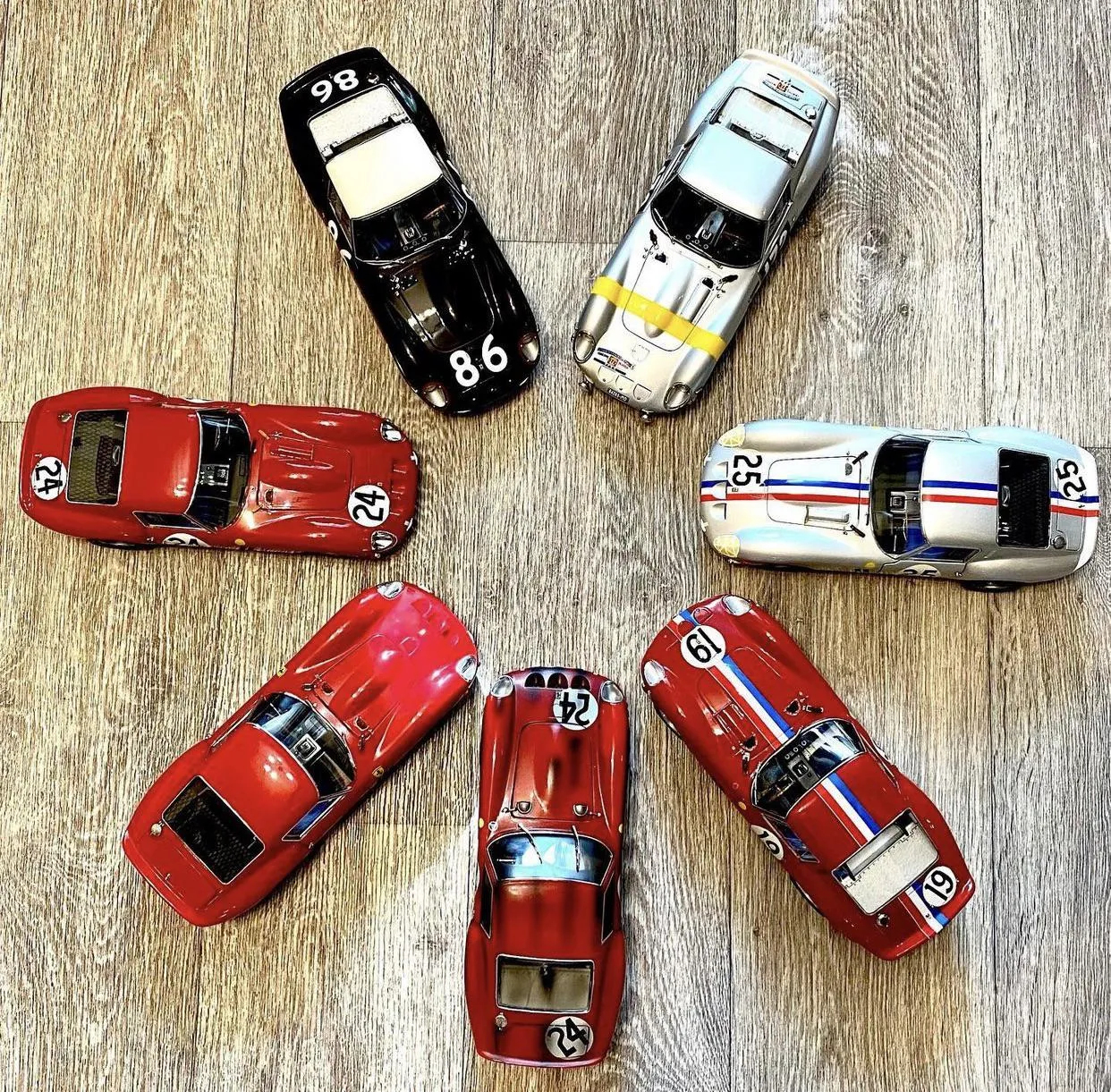 49659 cmc diecast iconic models