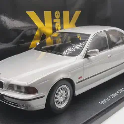 /img/49676-bmw-530i-diecast-display.webp