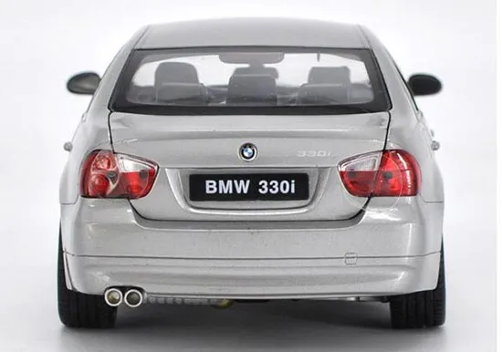 49676 bmw 530i scale variations