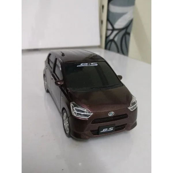 49727 perodua axia diecast manufacturing