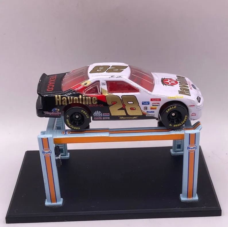 49729 davey allison final car