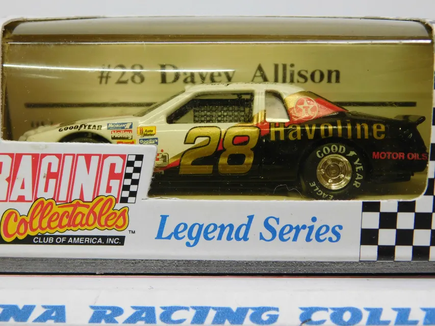 /img/49729-diecast-collectors.webp